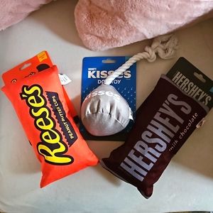 HERSHEY'S CHOCOLATE KISSES DOG TOYS - BUNDLE OF 3